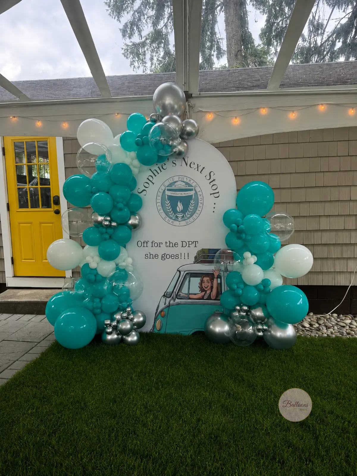 luxury balloon wall for event photo booth NYC
